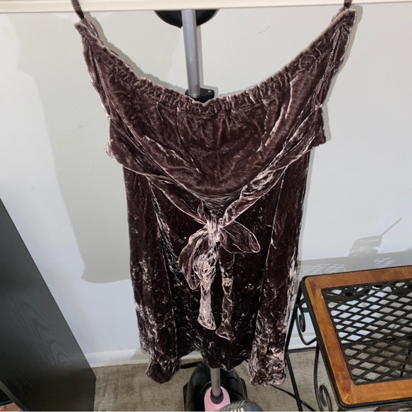 ▪️Short Strapless Empire Waist Crushed Velour/Velvet Dress by Juicy Couture - Picture 9 of 13